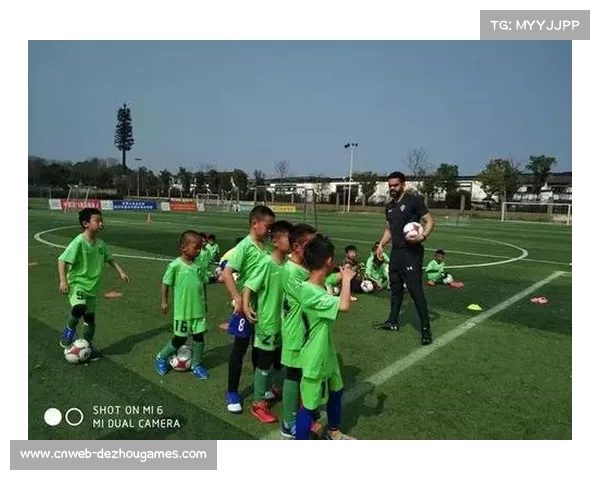 英超与中国足协携手推进青训教练培养计划 英超与中国足协携手推进青训教练培养计划