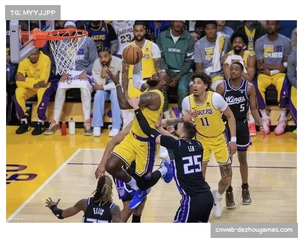 报道:国王击败湖人升至西部第八,小萨博尼斯对浓眉取得数据优势